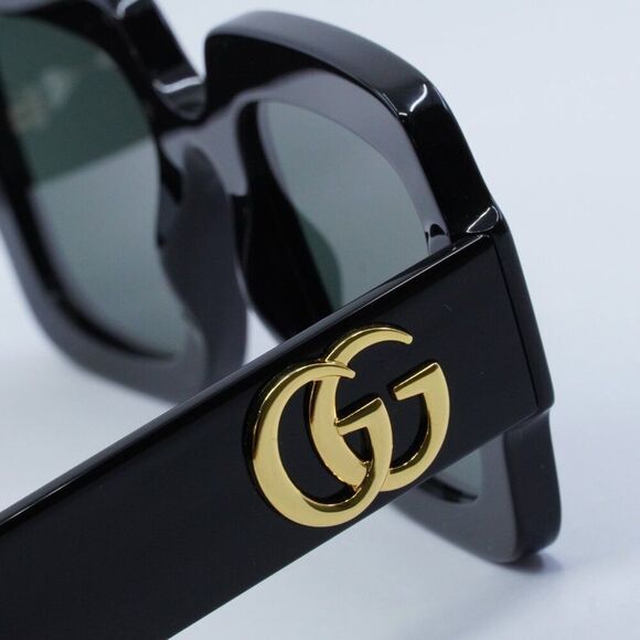 Gucci GG1547S 001 Sunglasses Black Square Frame, Grey Lenses